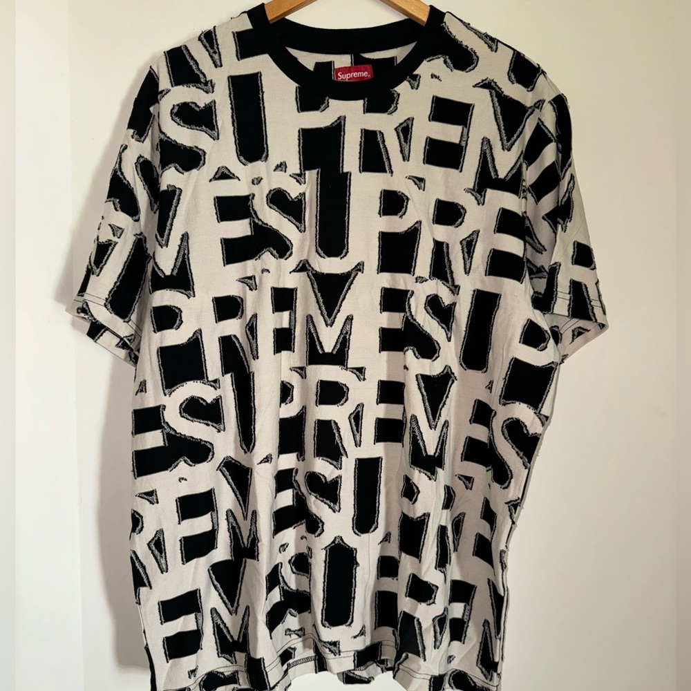 Supreme Spellout S/S Top
